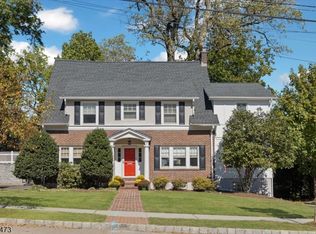 7 Wellesley Rd, Montclair, NJ 07043