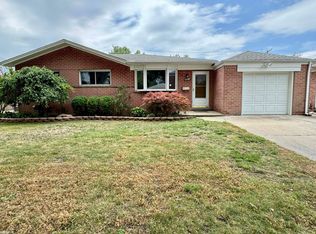 22200 Stephens St, Saint Clair Shores, MI 48080