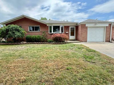 22200 Stephens St, Saint Clair Shores, MI, 48080