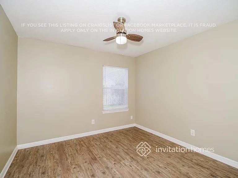 1798 Crane Creek Blvd — Photo 13