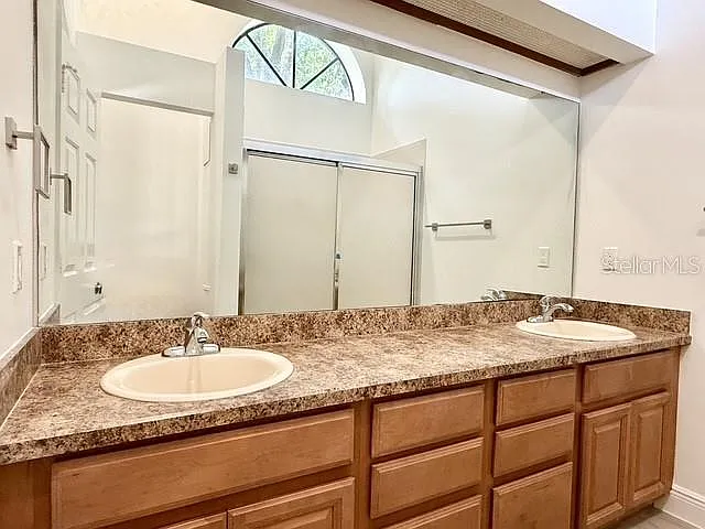 553 Walnut Grove Pl — Photo 17