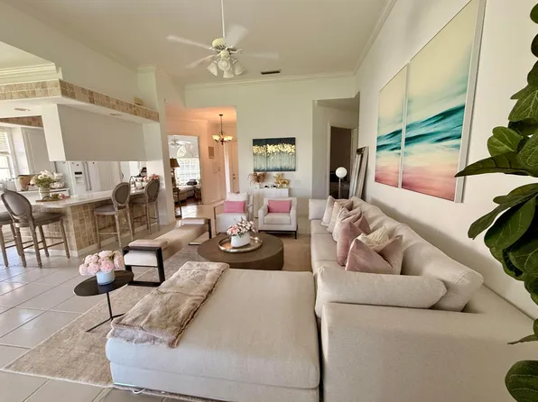 8095 LABORIE Lane, Wellington, FL 33414