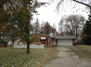 4884 Brook Dr, Saginaw, MI 48638