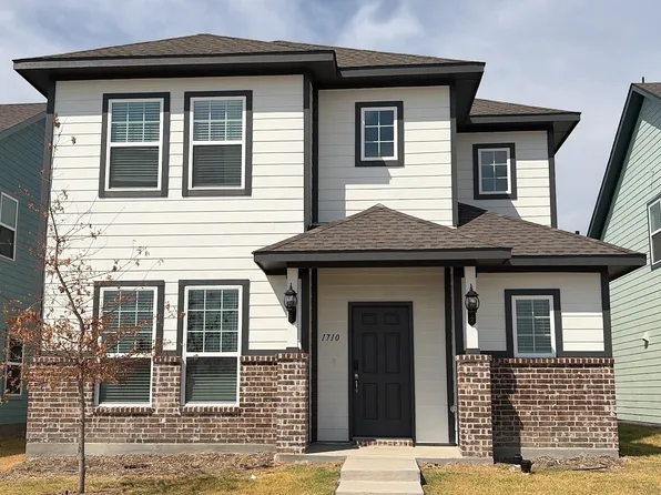 1710 Bluebonnet Ln, Farmersville, TX 75442