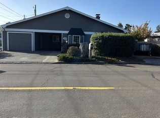 777 Kingwood St, Florence, OR 97439