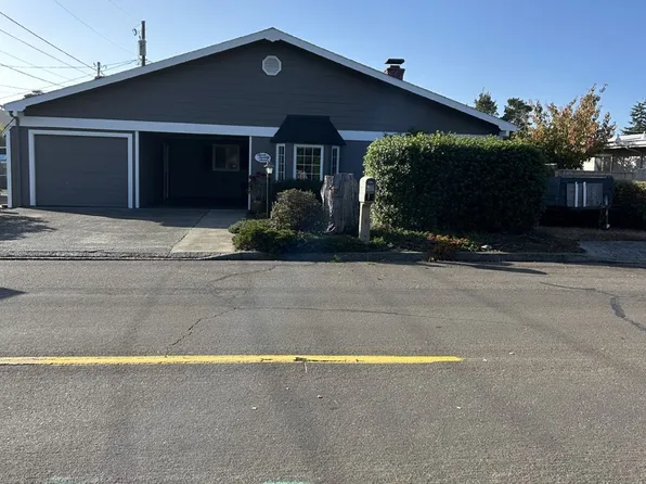 777 Kingwood St, Florence, OR 97439