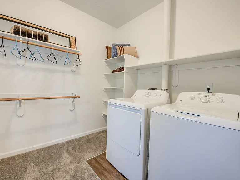 Summit Pointe — Photo 31