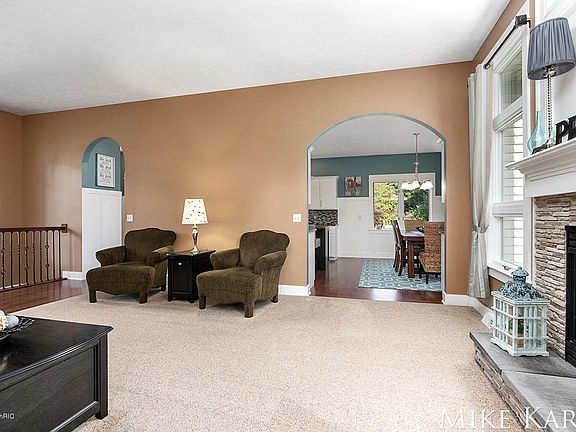 3rd image of 4480 Bridgeville Ct