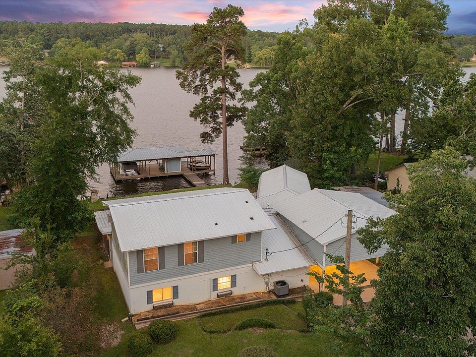 1st image of 2118 W Lake Dr