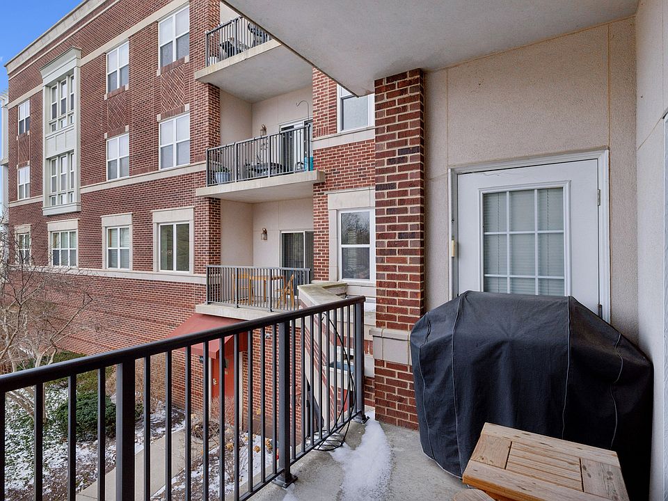 2nd image of 310 E Church St Unit 101