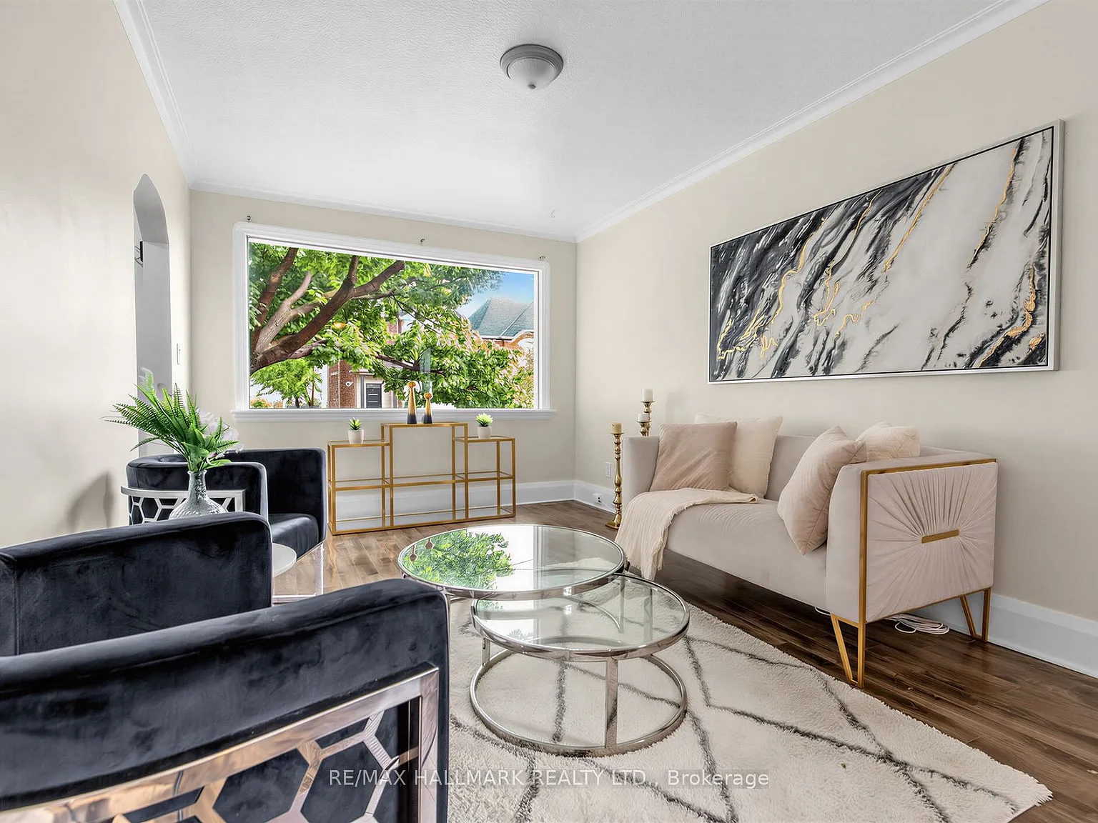 3 bed, $3,000 — Photo 4