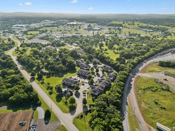 Meadows of Lebanon Apartments