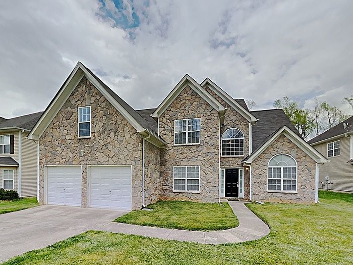 1st image of 4920 Eagle Creek Dr