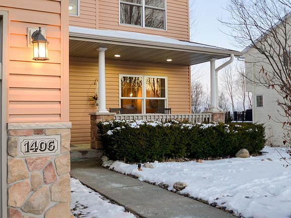 3rd image of 1406 Landsdown Rd