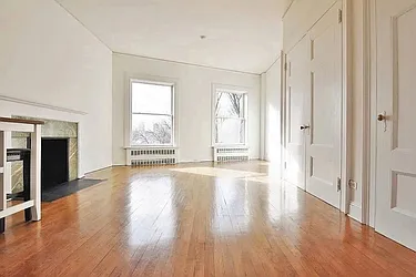 Rented by Balass Ralph, LREB