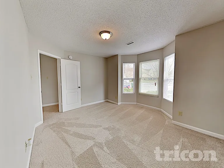 7921 Crackling Ln — Photo 30
