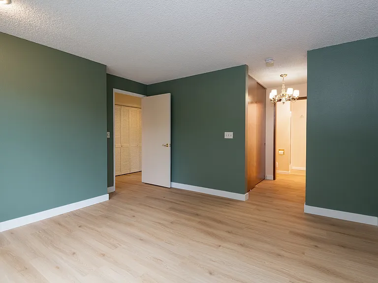 13215 Linden Ave N #301 — Photo 14