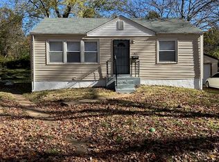 7561 Haywood Dr, Saint Louis, MO