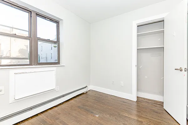 Rented by MySpaceNYC | media 7