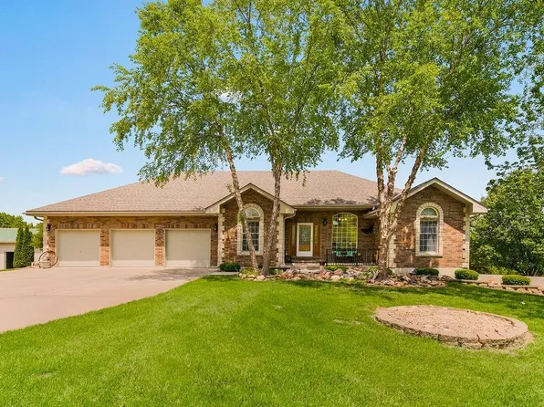 4615 S Axline Rd, Oak Grove, MO 64075