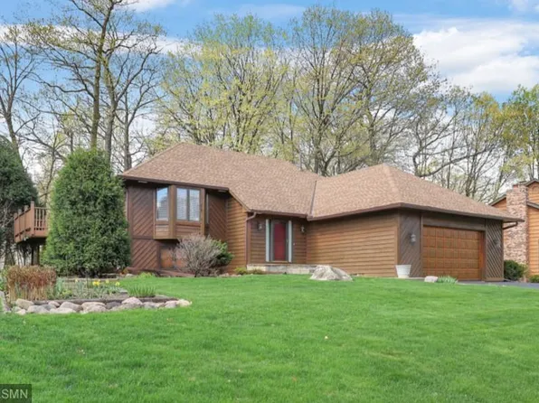 18603 Kristie Ln, Eden Prairie, MN 55346