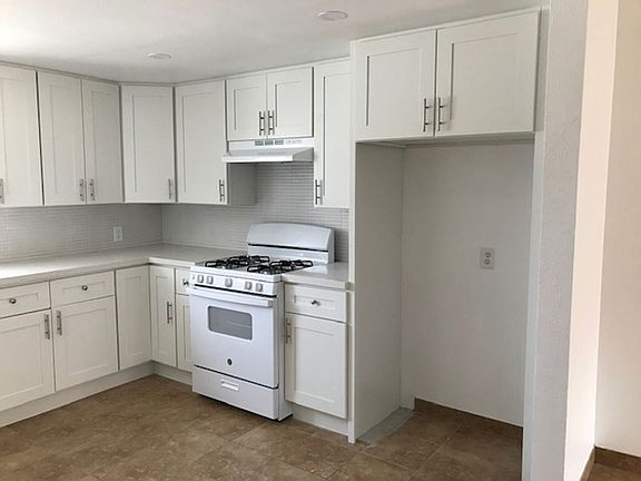 4th image of 6448 Troost Ave APT 7