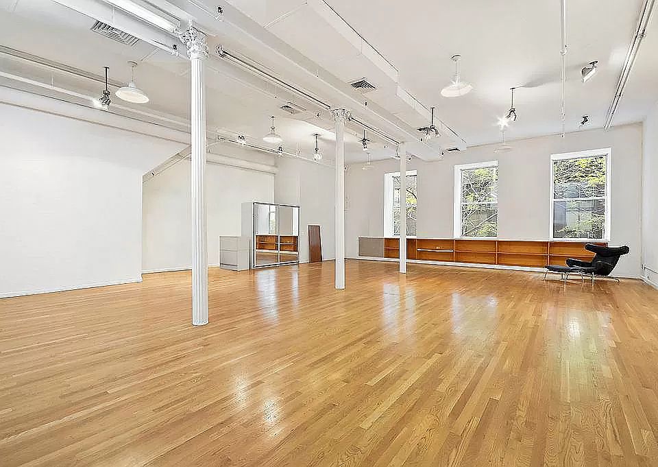 1st image of 9 White St APT 2