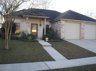9136 Boone Dr, Baton Rouge, LA 70810