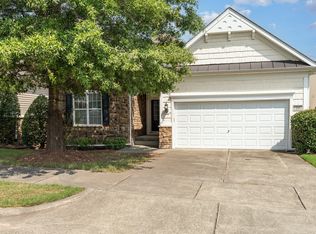 110 Dowington Ln, Cary, NC 27519