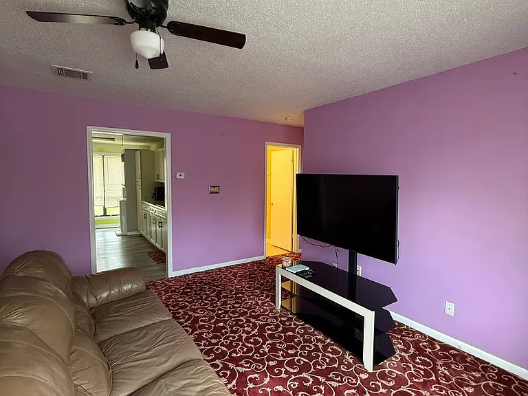 2000 Greens Blvd #18D — Photo 3