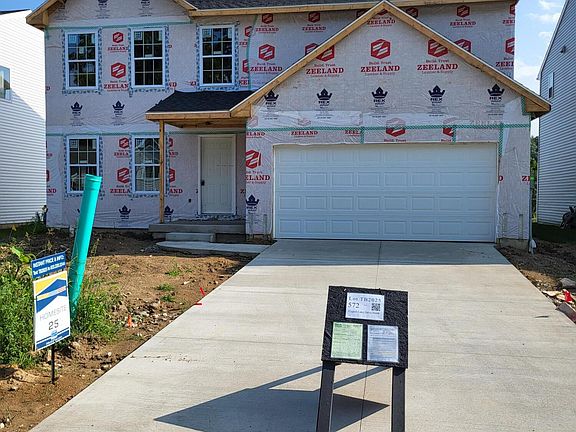 2nd image of 572 N Cygnet Lake Dr