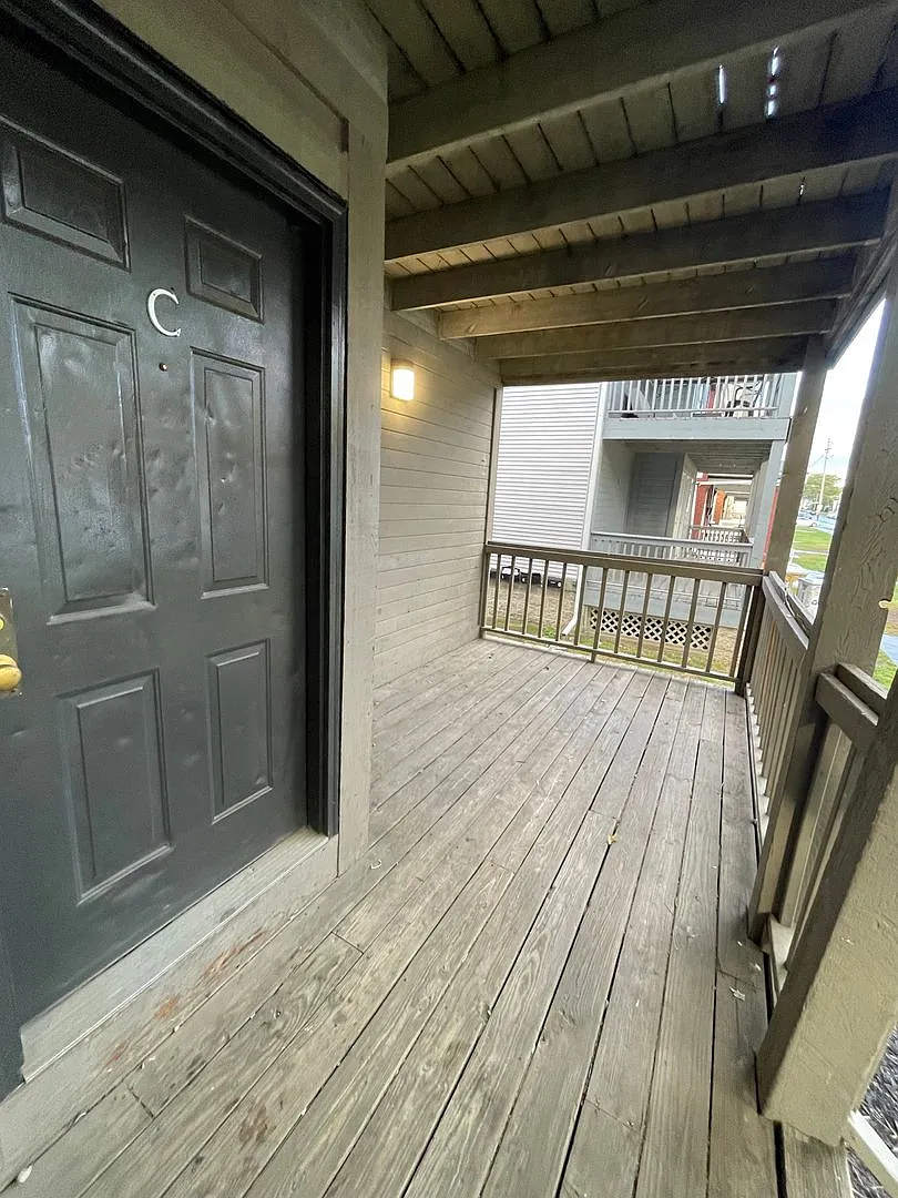 OSU Gateway 4 & 5 bedroom 2 full bath apartments — Photo 4