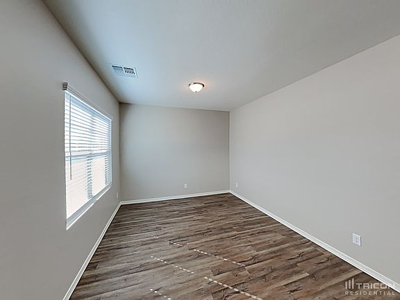 2nd image of 33614 N Draba Ln