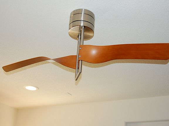Deco Ceiling Fan
