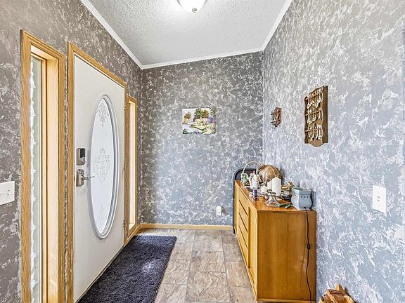 4th image of 14473 Deer Run Road Road