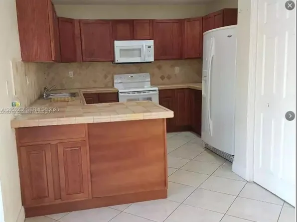 6227 SW 132nd Pl, Miami, FL 33183