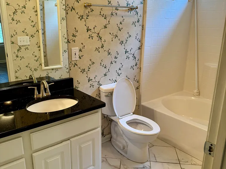 2806 Mulberry Ln #C — Photo 14