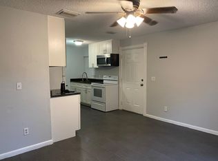 1635 E Mulberry Dr #B, Tampa, FL 33604