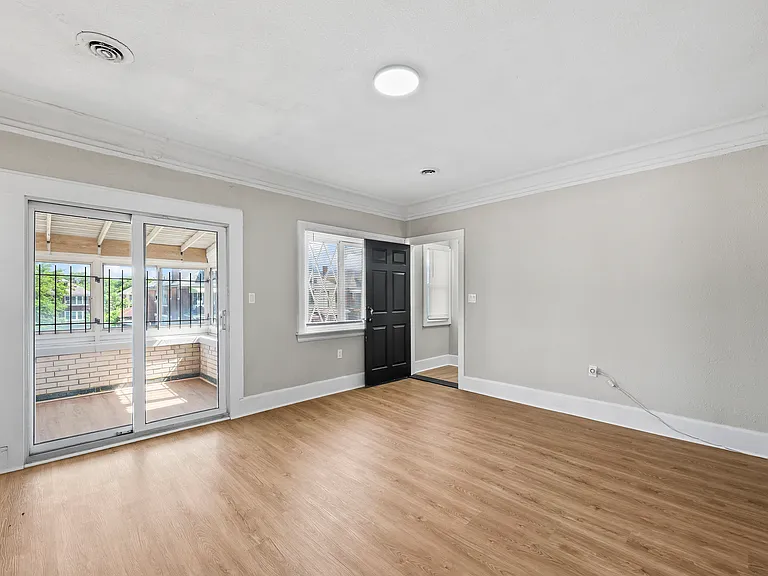 2254 Taylor St #2 — Photo 9