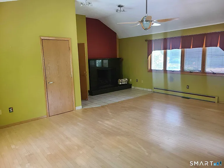 925 Dunbar Hill Rd — Photo 20