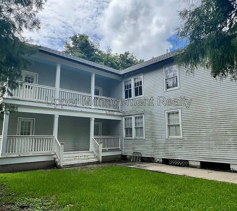 1533 Lowerline St #1531