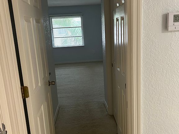 5th image of 912 La Costa Cir Unit 6