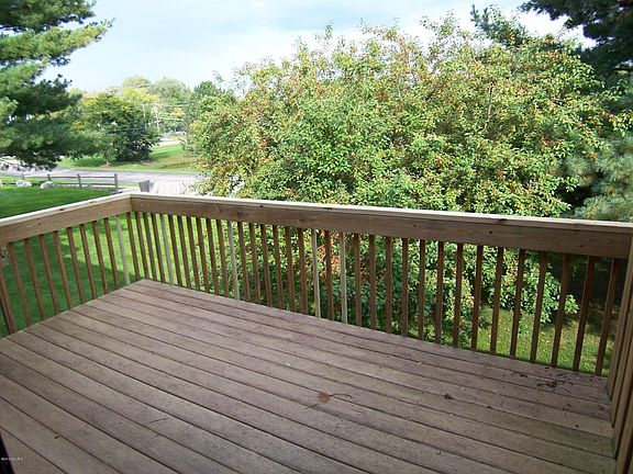 3rd image of 2751 Stonebluff Dr SW #87