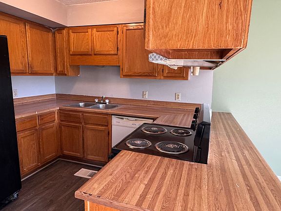 4th image of 223A Cedar Ridge Cv