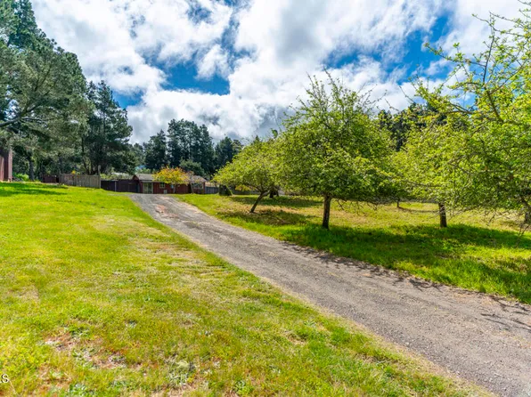 16801 Franklin Rd, Fort Bragg, CA 95437
