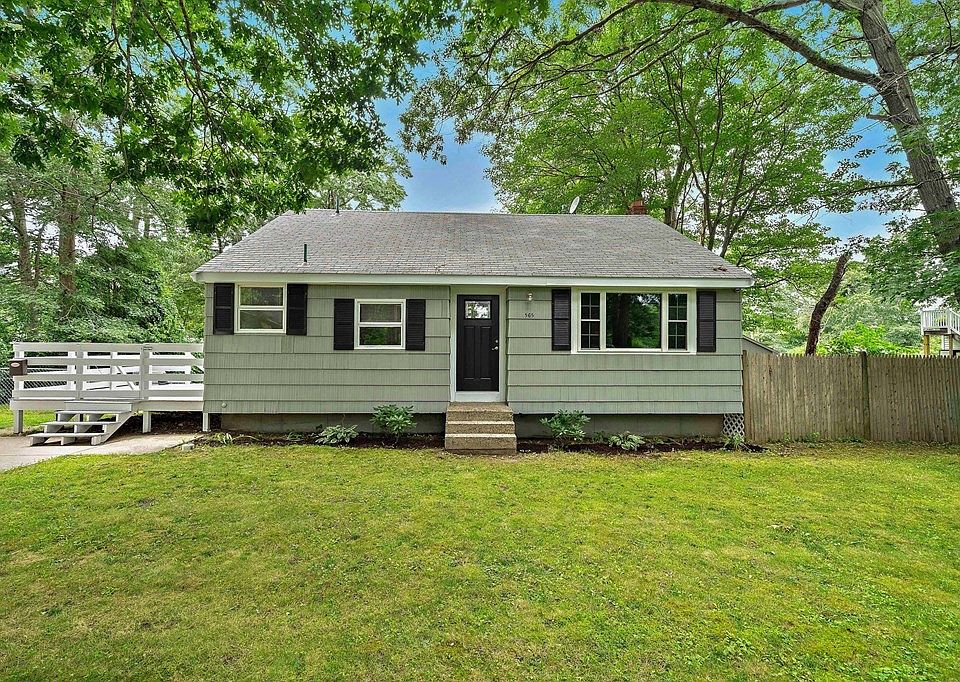 565 East St, Brockton, MA 02302 Zillow