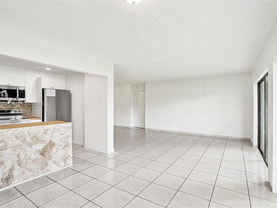 1st image of 5700 SW 127th Ave APT 1118
