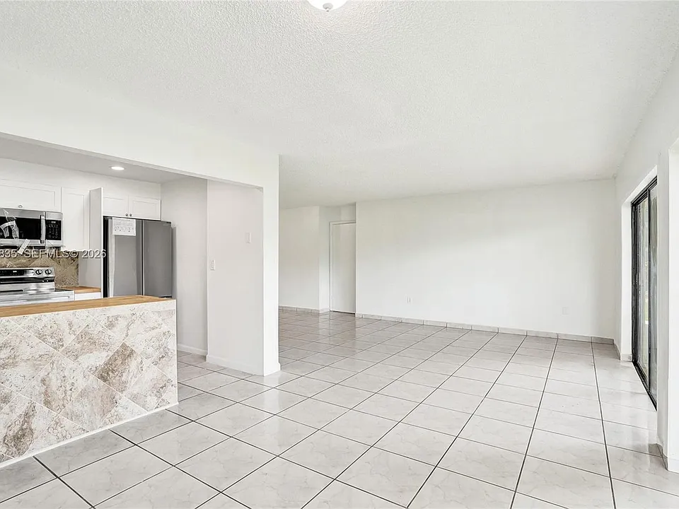 5700 SW 127th Ave #1118