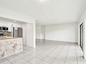 5700 SW 127th Ave, Miami, FL