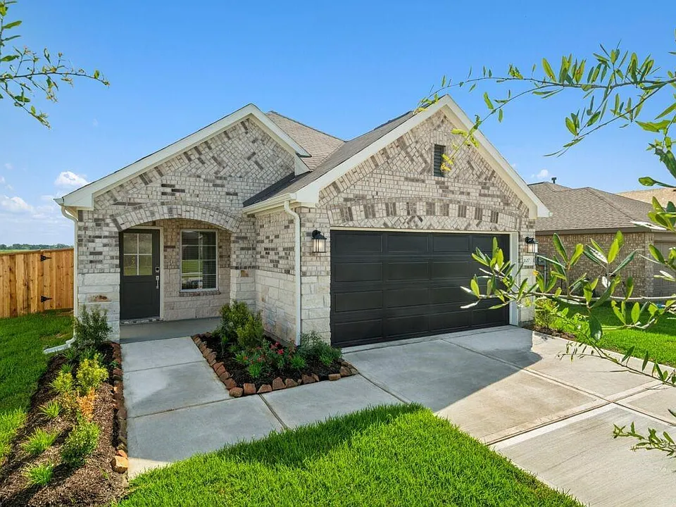 2003 Heather Ridge Way